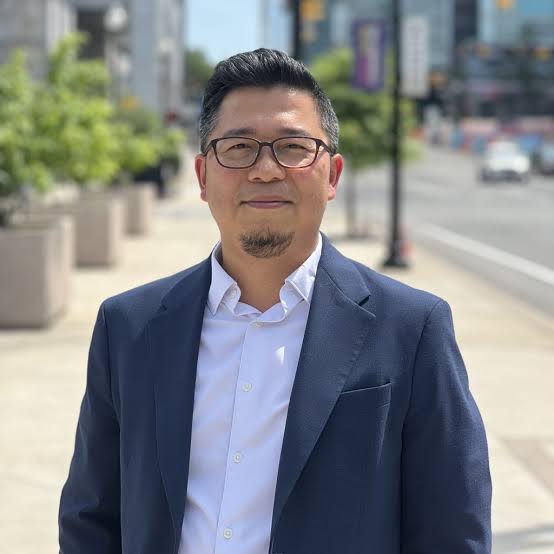 Portrait of Hai Chien Wang, CEO (USA) and Co-Founder of Taicoon Property Partners